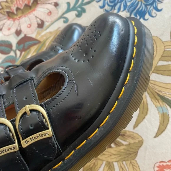 Dr. Martens Mary Janes EUC (Size 7) - Picture 9 of 10